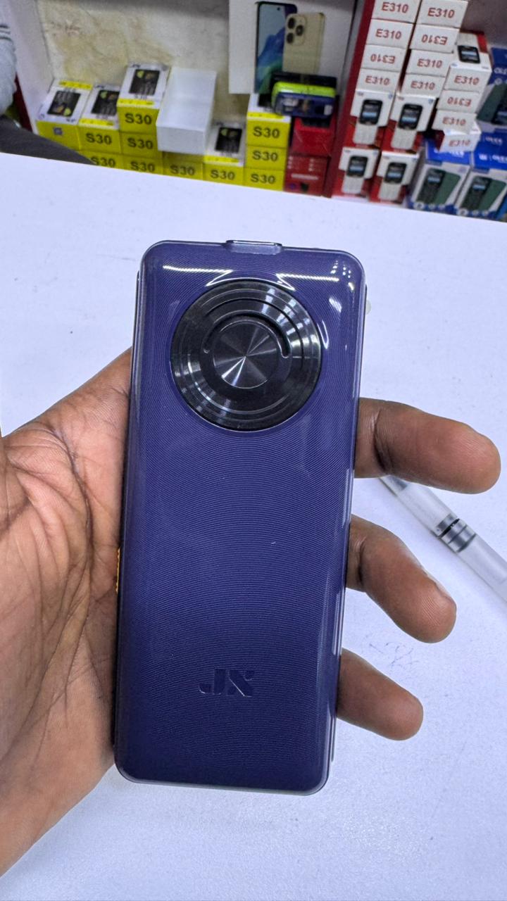 LIMITED DISCOUNT💃🏻💃🏻🔥🔥 !! BRAND NEW JX S30 DUAL SIM FEATURE PHONE WITH Bluetooth /Wireless FM/SD Slot kabambe/katululu/mulika mwizi/button feature phone