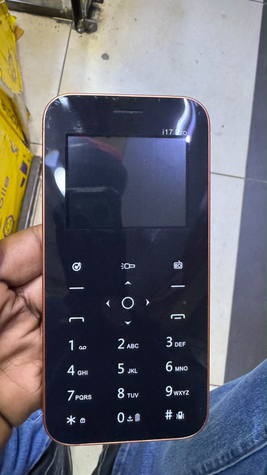LIMITED DISCOUNT !!!BRAND NEW V. POLO I 17 PRO SIM CARD FEATURE PHONE WITH Bluetooth /Wireless FM/SD Slot kabambe/katululu/mulika mwizi/button feature phone