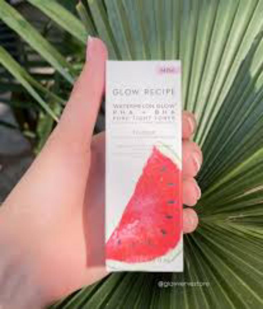Glow Recipe Watermelon Niacinamide Dew Drops, Korean Niacinamide Serum Drops, Hydrating Face Serum & Liquid Highlighter, Hyaluronic Acid, Dewy Glow (40ml)
