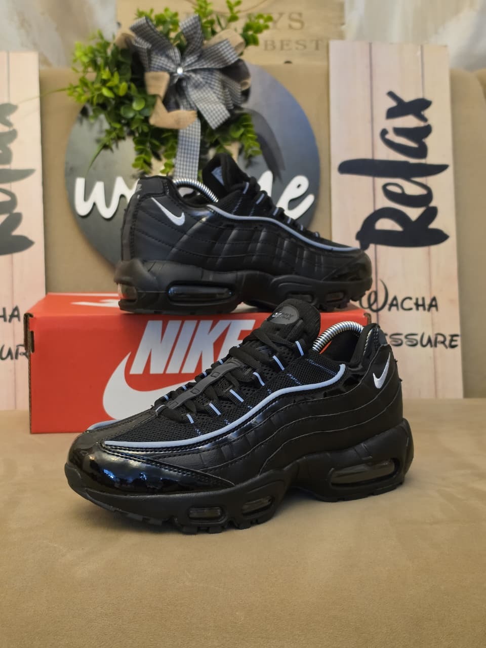 🔥  Air Max 95 Black Sneakers – Men’s Cushioned Running Shoes, Streetwear Trainers, Comfortable Sports Shoes, Casual Fashion Sneakers with Air Sole Unit, (airforce 1, airmax 95 90, 97, tn, dn, jordan)