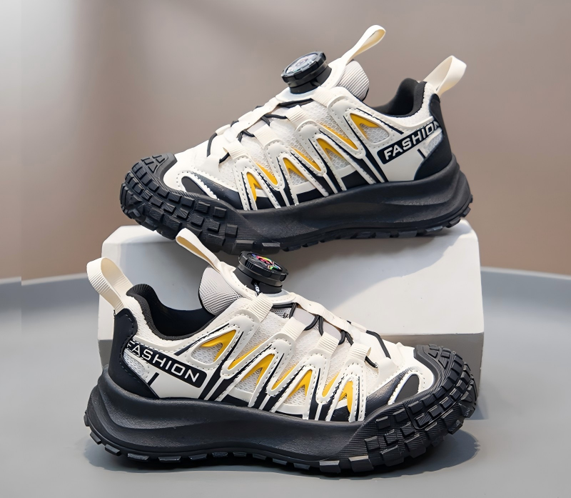 New children's sports shoes, boys' casual shoes, children's shoes with soft soles and non-slip running shoes for boys.