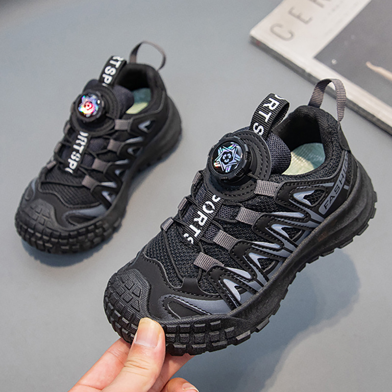 New children's sports shoes, boys' casual shoes, children's shoes with soft soles and non-slip running shoes for boys.