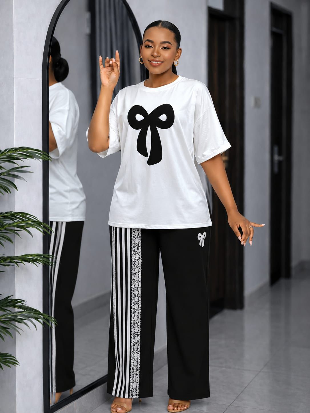 Women’s Casual Two-Piece Outfit Set – Short Sleeve Bow Graphic T-Shirt & Wide-Leg Striped Pants Matching Summer Loungewear Set