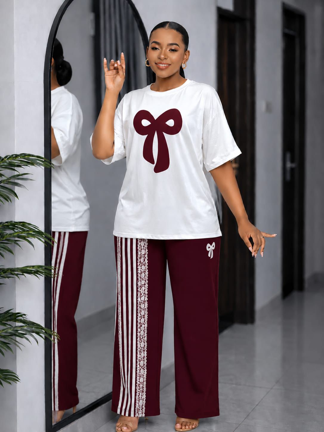Women’s Casual Two-Piece Outfit Set – Short Sleeve Bow Graphic T-Shirt & Wide-Leg Striped Pants Matching Summer Loungewear Set