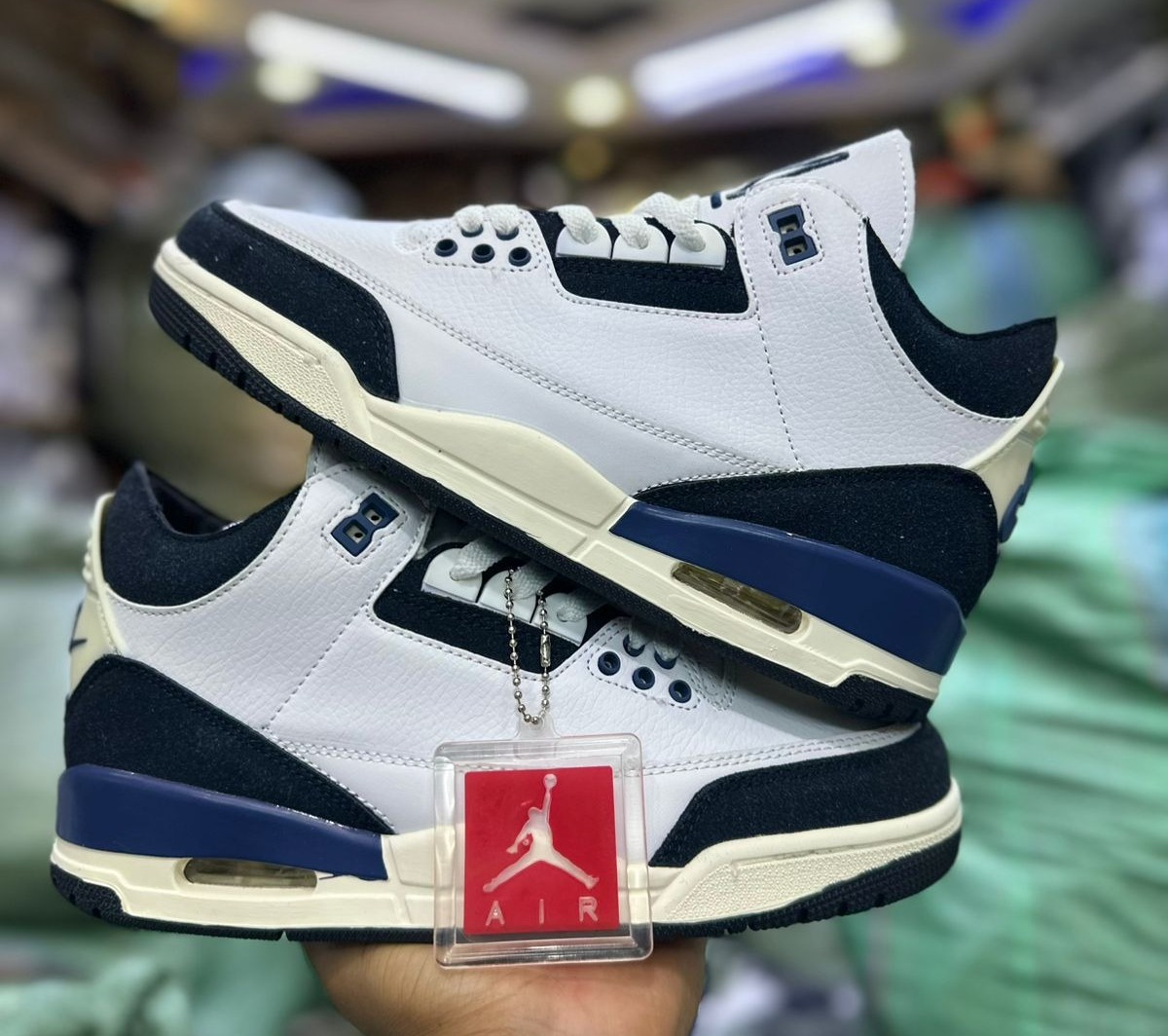 🔥 (free foam cleaner) 🔥 Air jordan 3 Retro  Men’s Sneakers – Men’s Cushioned Running Shoes, Streetwear Trainers, Comfortable Sports Shoes, Casual Fashion Sneakers with Air Sole Unit,