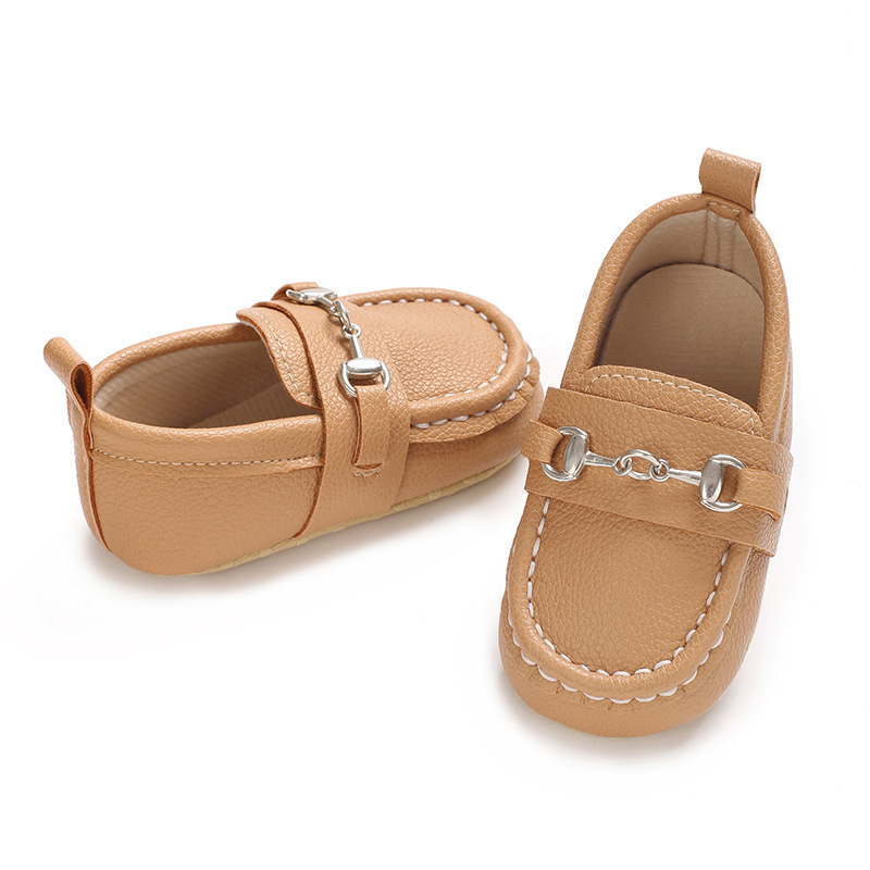 Spring and Autumn Baby Soft Bottom Anti slip Wear resistant Fashion Versatile Indoor and Outdoor Bean Shoes PVC Upper