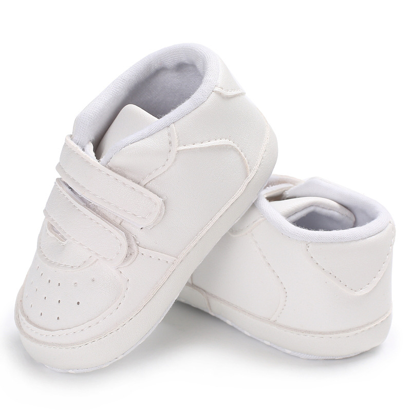 Fashionable Minimalist First Kicks Sneakers for Infants & Toddlers 0-18 Months Comfortable Starters Footwear Toddler Shoes