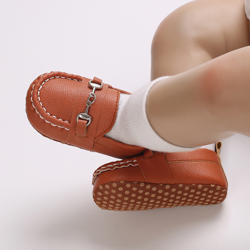 Spring and Autumn Baby Soft Bottom Anti slip Wear resistant Fashion Versatile Indoor and Outdoor Bean Shoes PVC Upper