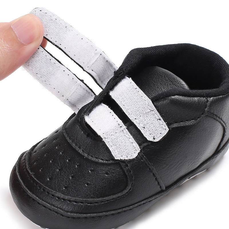 Fashionable Minimalist First Kicks Sneakers for Infants & Toddlers 0-18 Months Comfortable Starters Footwear Toddler Shoes