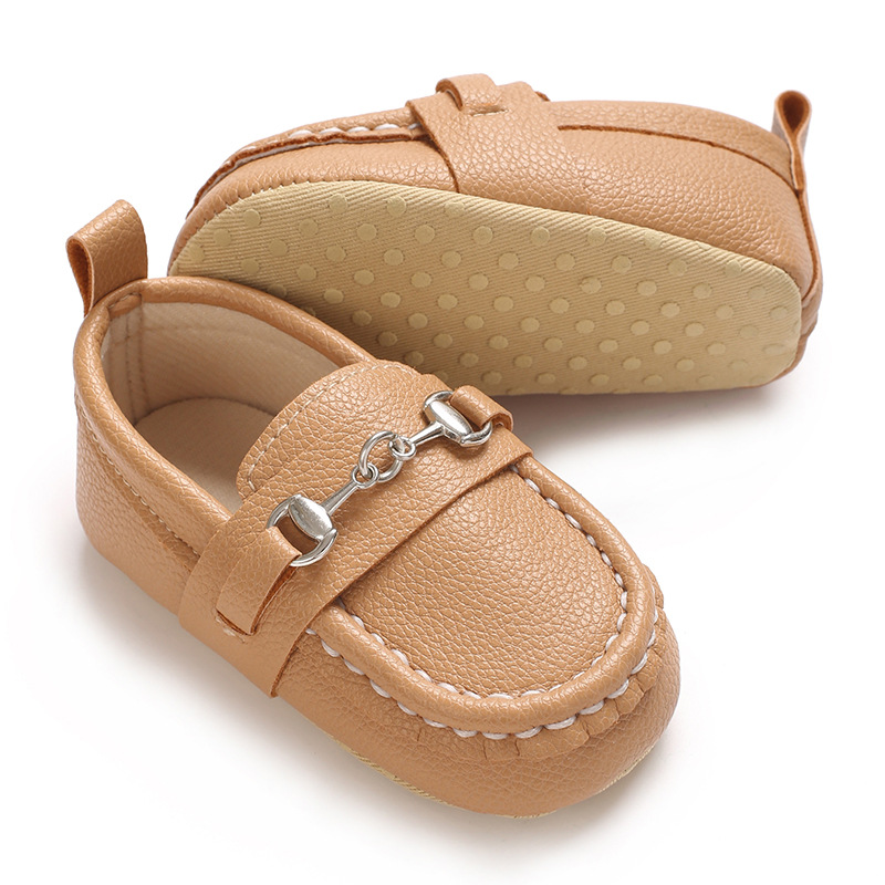 Spring and Autumn Baby Soft Bottom Anti slip Wear resistant Fashion Versatile Indoor and Outdoor Bean Shoes PVC Upper