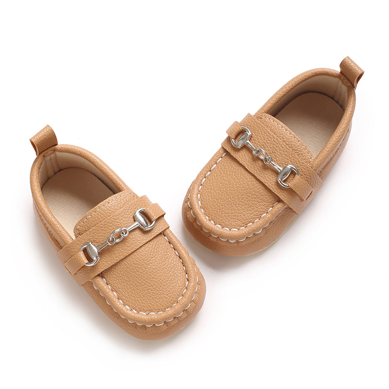 Spring and Autumn Baby Soft Bottom Anti slip Wear resistant Fashion Versatile Indoor and Outdoor Bean Shoes PVC Upper