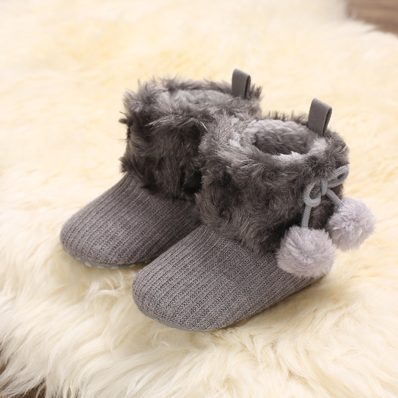 Shoes for 0-1 year old babies, comfortable and soft shoes for female babies, warm baby boots for winter