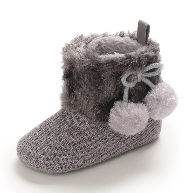 Shoes for 0-1 year old babies, comfortable and soft shoes for female babies, warm baby boots for winter