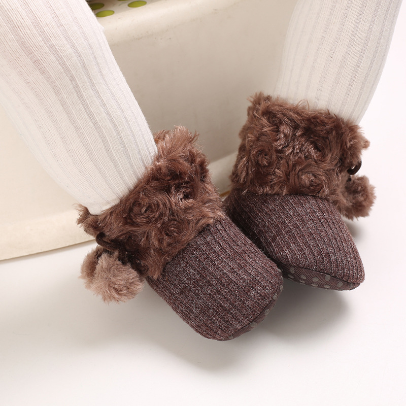 Shoes for 0-1 year old babies, comfortable and soft shoes for female babies, warm baby boots for winter