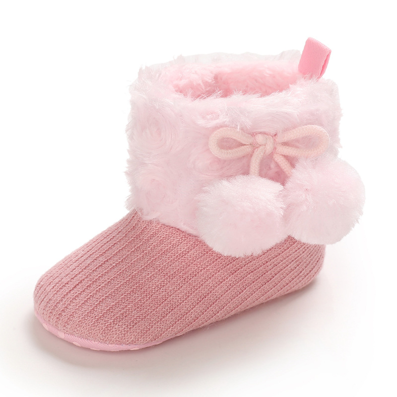 Shoes for 0-1 year old babies, comfortable and soft shoes for female babies, warm baby boots for winter