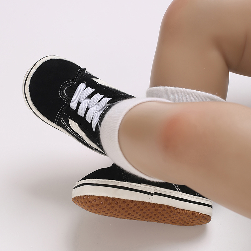 Cotton Canvas Sneakers Men's Women's First Walkers Baby Anti-Slip Soft Sole Classic Newborn Shoes 0-18 Months