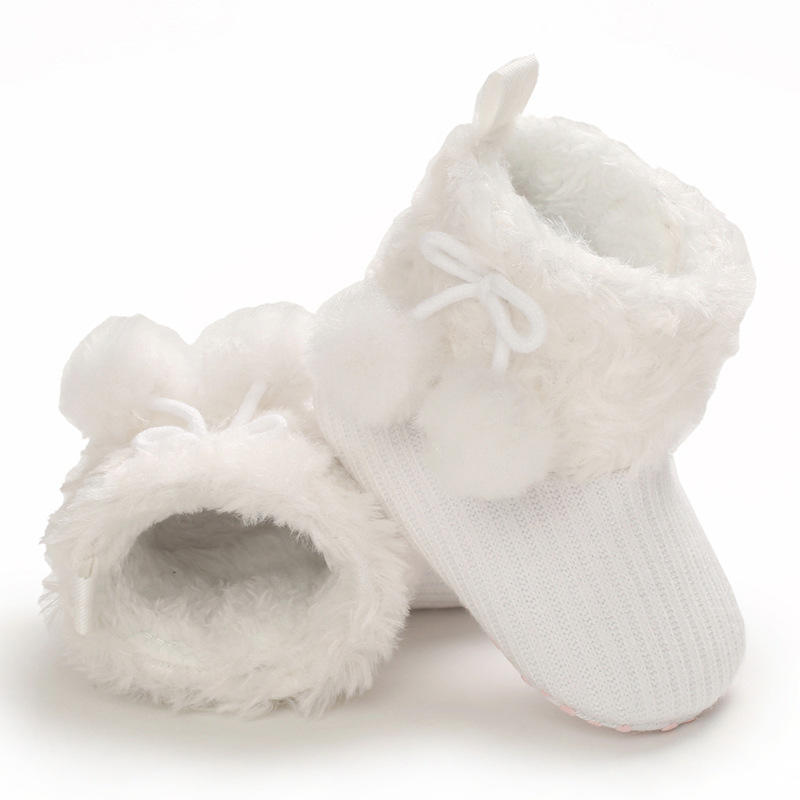 Shoes for 0-1 year old babies, comfortable and soft shoes for female babies, warm baby boots for winter