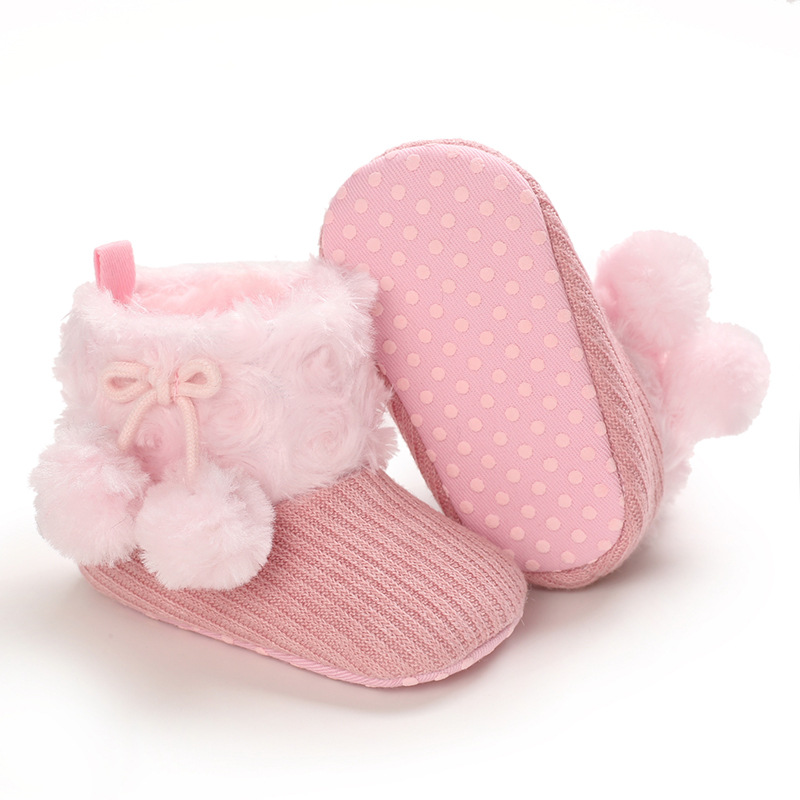 Shoes for 0-1 year old babies, comfortable and soft shoes for female babies, warm baby boots for winter