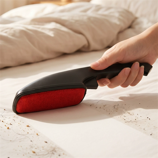 Creative Rotatable Wool Coat Brush Cashmere Coat Dust Removal Electrostatic Adsorption Cleaning Tool Household Supplies