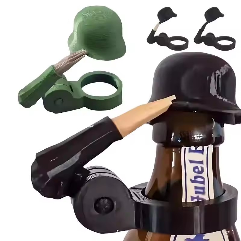 1Pcs Creative Beer Bottle Cap Helmet Salute Soldier Shaped Dustproof Cover Reusable Bottles Covers for Party Bar Decoration