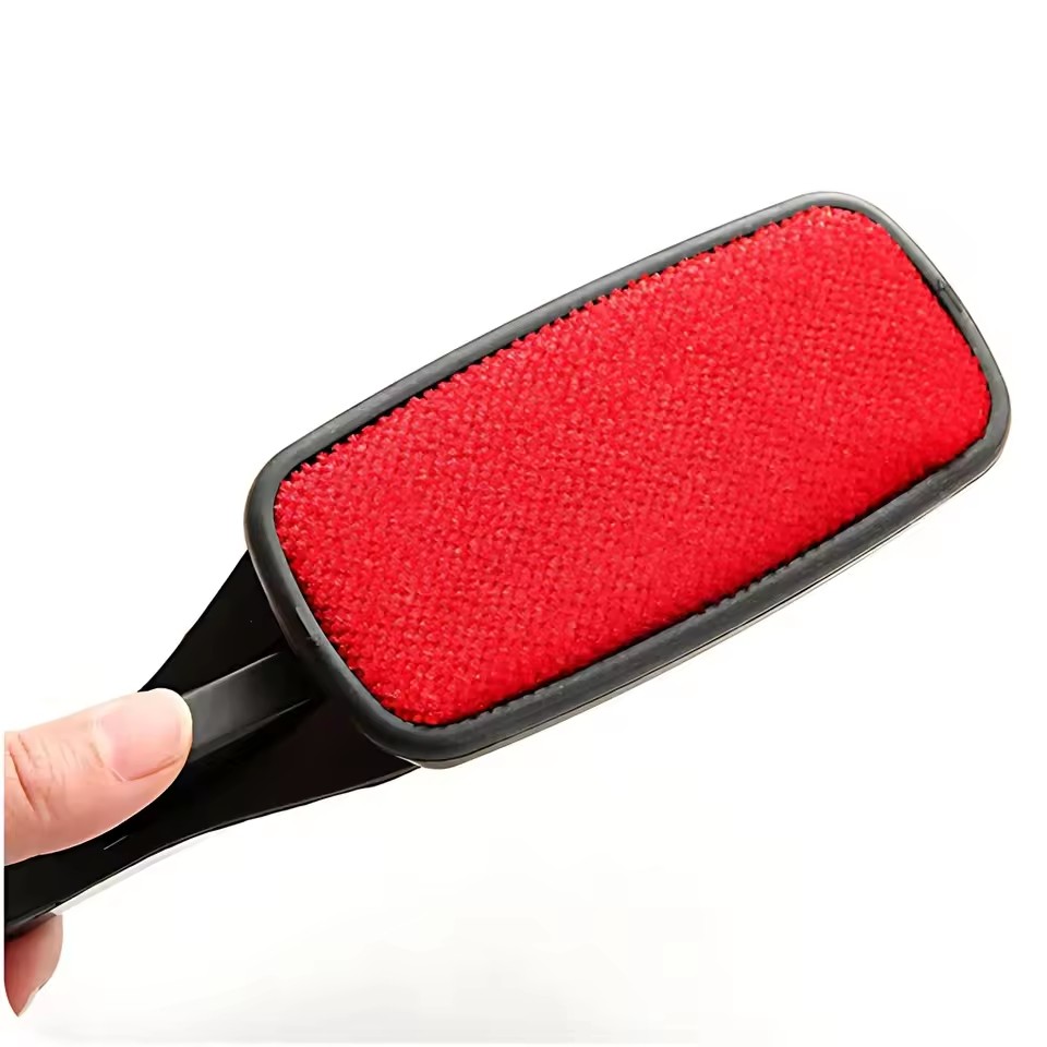 Creative Rotatable Wool Coat Brush Cashmere Coat Dust Removal Electrostatic Adsorption Cleaning Tool Household Supplies