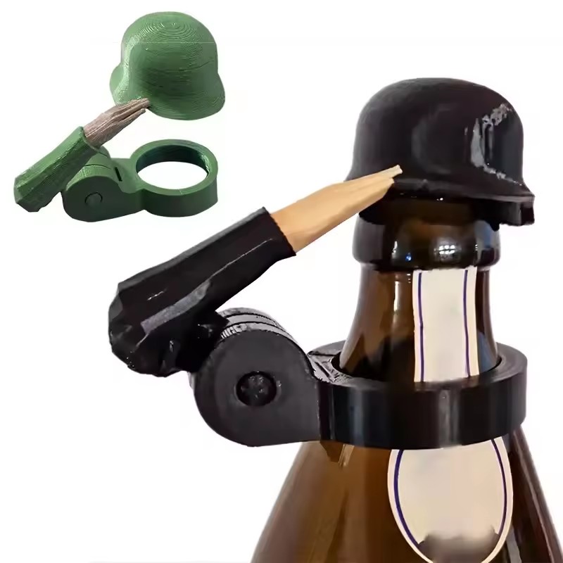 1Pcs Creative Beer Bottle Cap Helmet Salute Soldier Shaped Dustproof Cover Reusable Bottles Covers for Party Bar Decoration