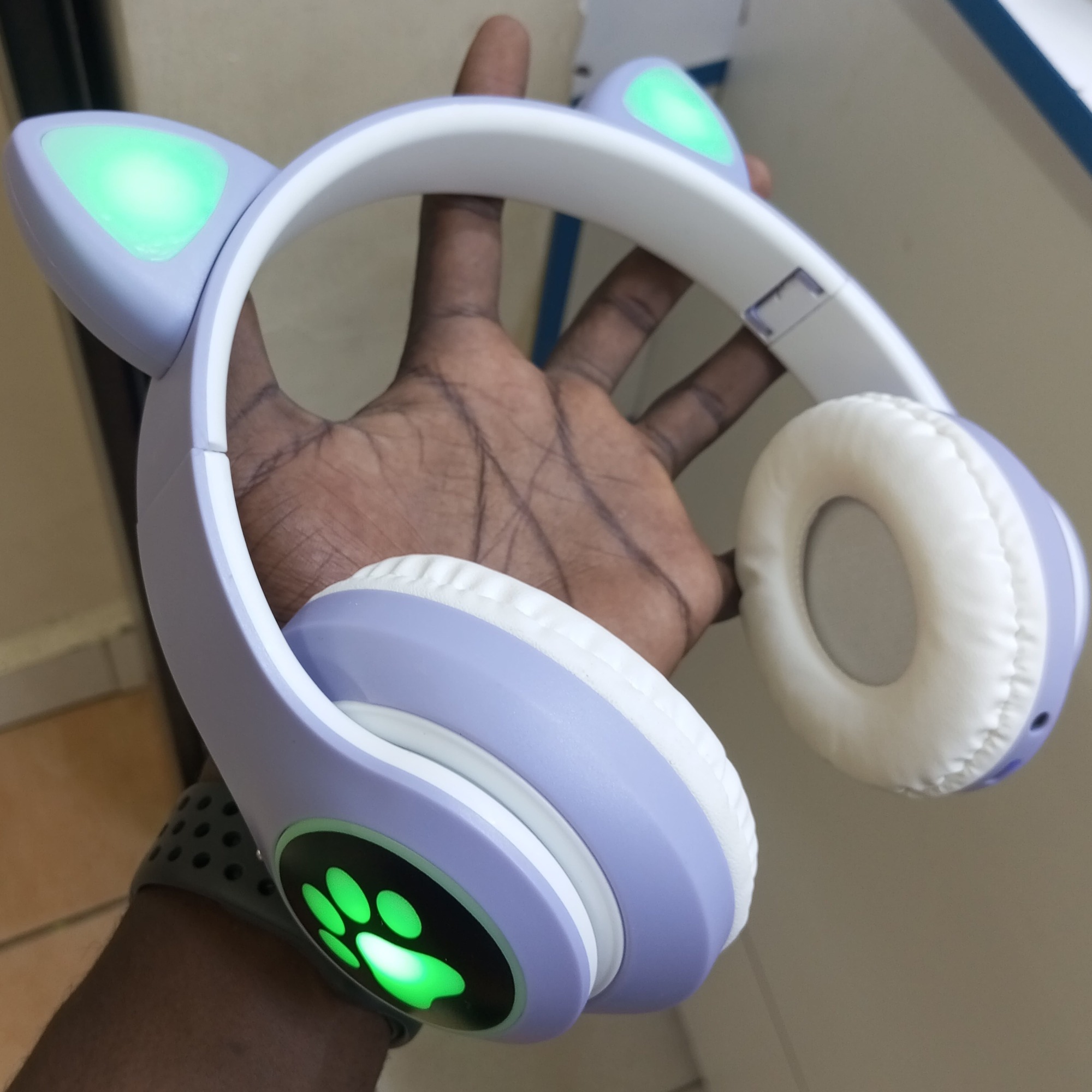 Purple CAT STN-28 Pro Wireless Headphones with RGB Lights and foldable storage – Type-C Charging