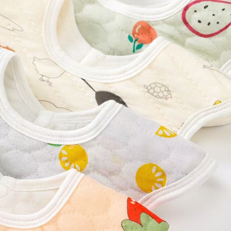 4 piece Newborn baby mouthwash towel waterproof spit bib for boys and girls 360 degree swirling children's bib wholesale