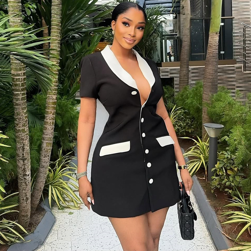 New product selection: European and American style, foreign trade fashion temperament, women's clothing, black and white contrasting color, slimming suit skirt, slim fit cardigan, button short dress