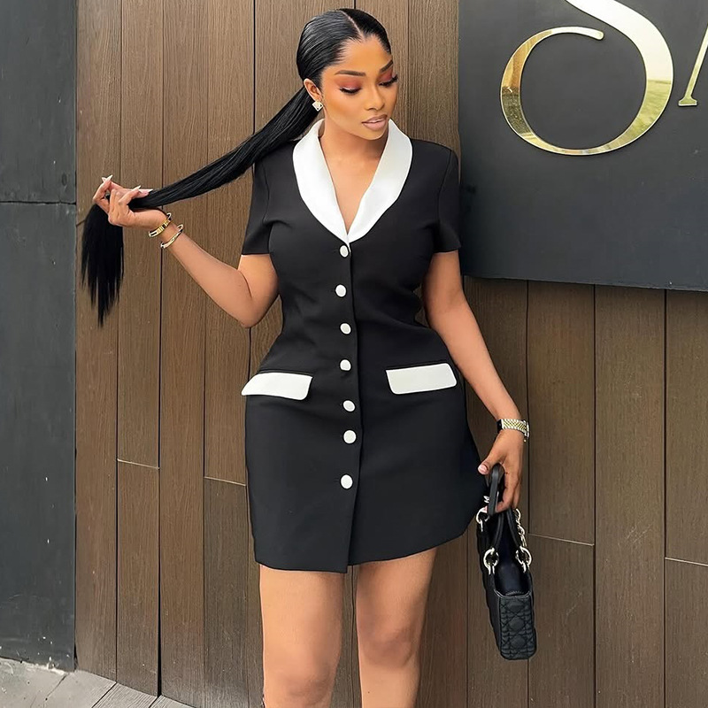 New product selection: European and American style, foreign trade fashion temperament, women's clothing, black and white contrasting color, slimming suit skirt, slim fit cardigan, button short dress
