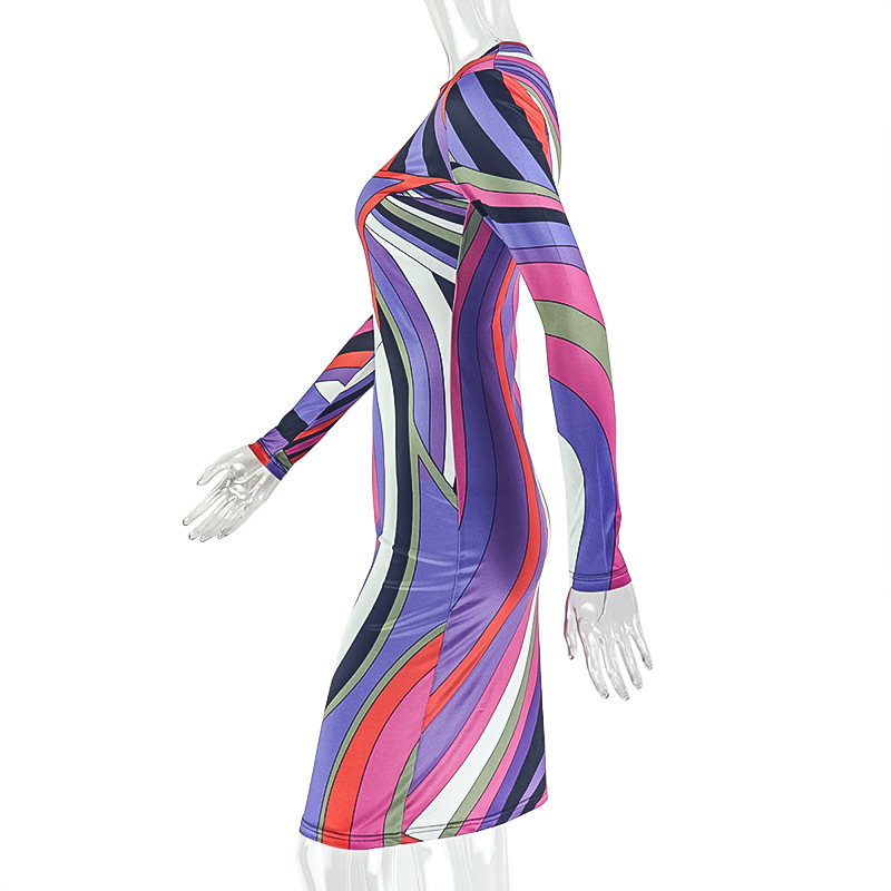 New product selection: Cross border women's clothing with European and American style, striped printing, personalized street style, hip hugging skirt, temperament, round neck, long sleeved, waist cinc