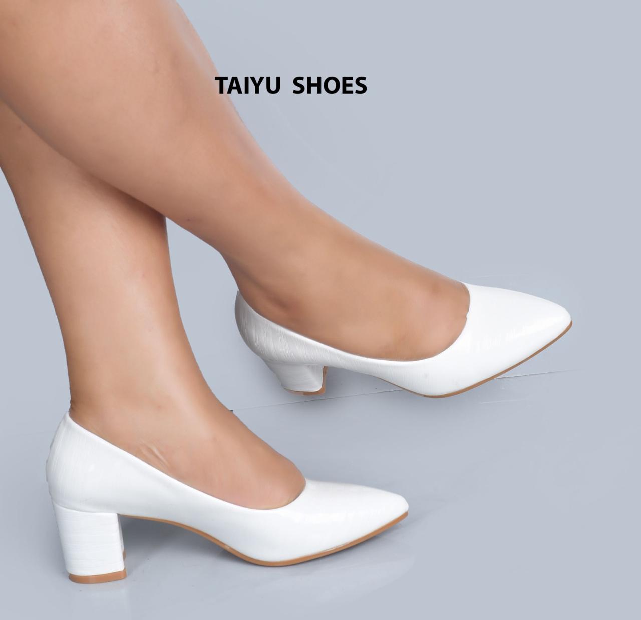 ⚡NEW ARRIVAL TAIYU High quality Classic ladies heels very cute and elegant style up your steps with these new heels  made with breathable material for durability BLACK WHITE BLUE CREAM ⚡Very cute💯