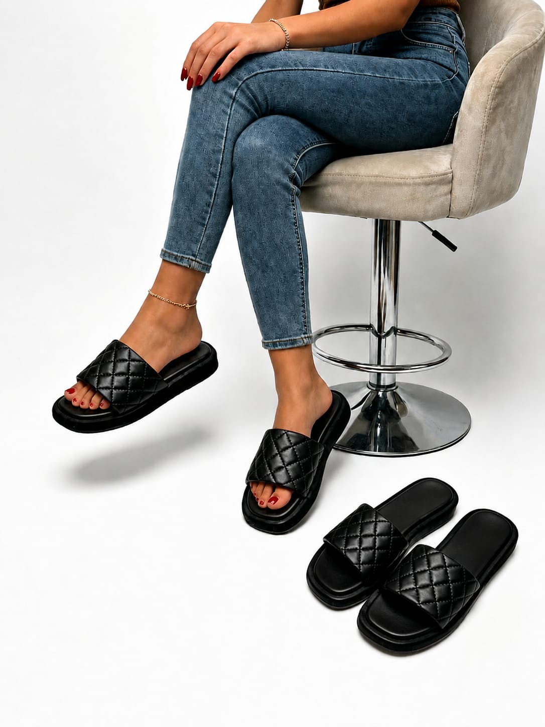 WOMEN SANDALS ⚡High Quality LADIES Summer wears The best leather summer sandals all time wearing fashioned Girls open toe shoes❤‍🔥wash and wear flats🔥Easy  and very cute as in picture🥰😘