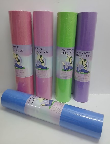 Non-Slip Fitness Yoga Mat – Soft & Durable 💪🧘 “Soft, non-slip yoga mat designed for comfort, balance, and safe workouts.” “Perfect for yoga, stretching, home workouts, and gym exercises.