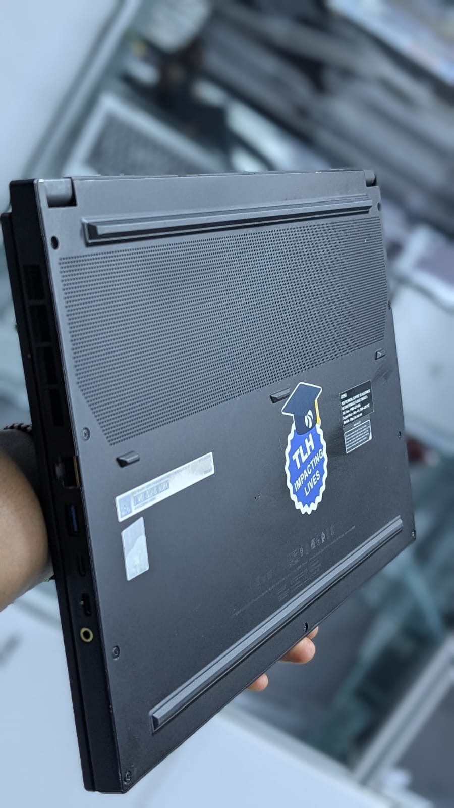 MSI Stealth GS66 12UGS Core i7 12th Gen Gaming Laptop RTX 3070 Ti 8GB 16GB RAM 512GB SSD 15.6" FHD 240Hz RGB Keyboard