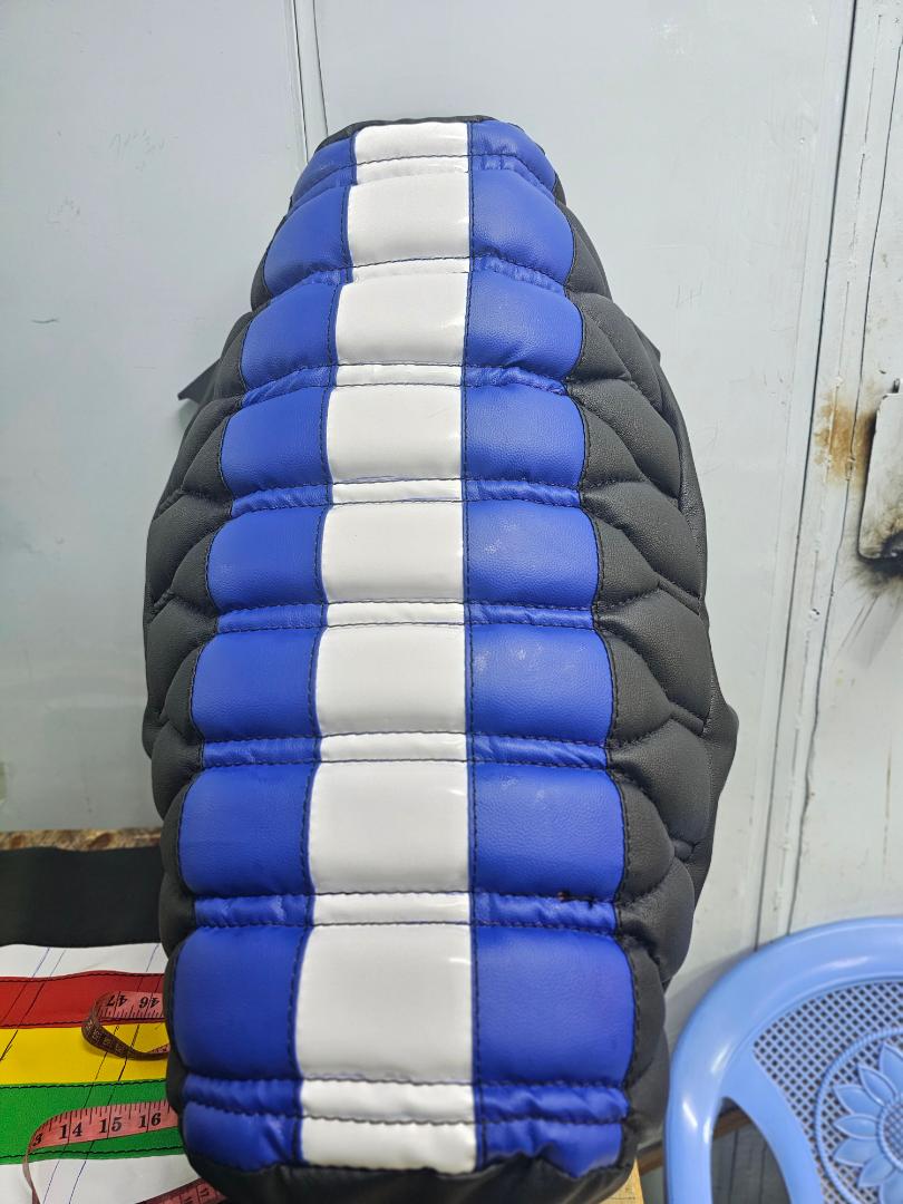 Universal Motorcycle Mattress Seat Cover – Soft Padded Comfort Cushion – Blue, Black & White