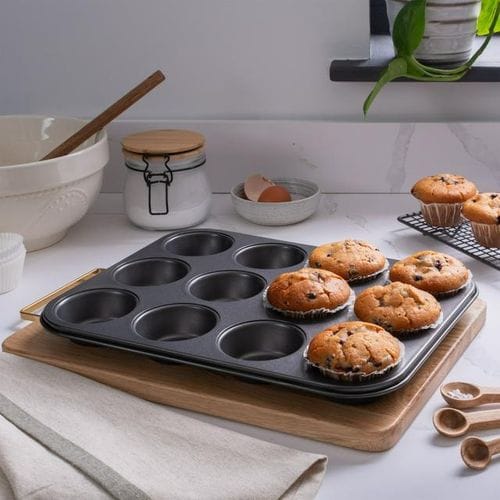🧁 RESTOCKED! Nonstick 12-Hole Cupcake Baking Tin – Muffin & Cupcake Mould for Homemade Treats, Birthday Parties, Family Baking & Everyday Kitchen Use 🎉
