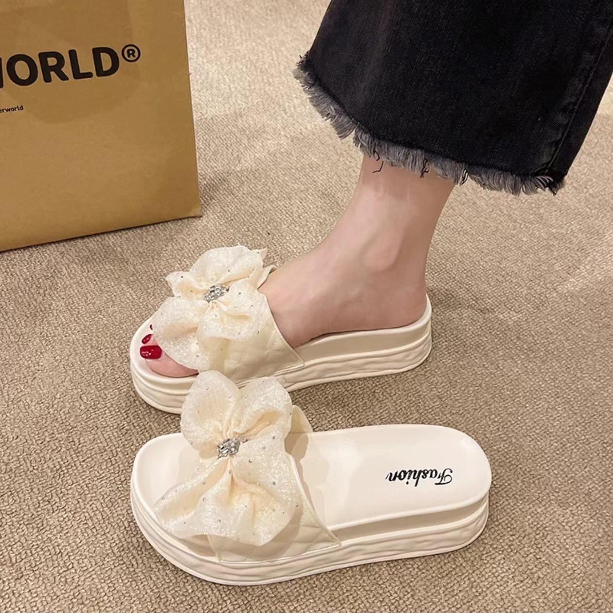 Women's Fashion Bow Thick-Soled Platform Sandals, Non-Slip Soft Cushion Slip-On Flat Shoes, Comfortable "Cloud" Slippers for Daily Wear