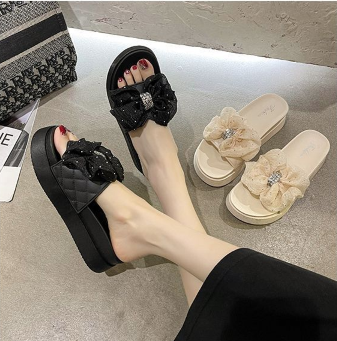 Women's Fashion Bow Thick-Soled Platform Sandals, Non-Slip Soft Cushion Slip-On Flat Shoes, Comfortable "Cloud" Slippers for Daily Wear