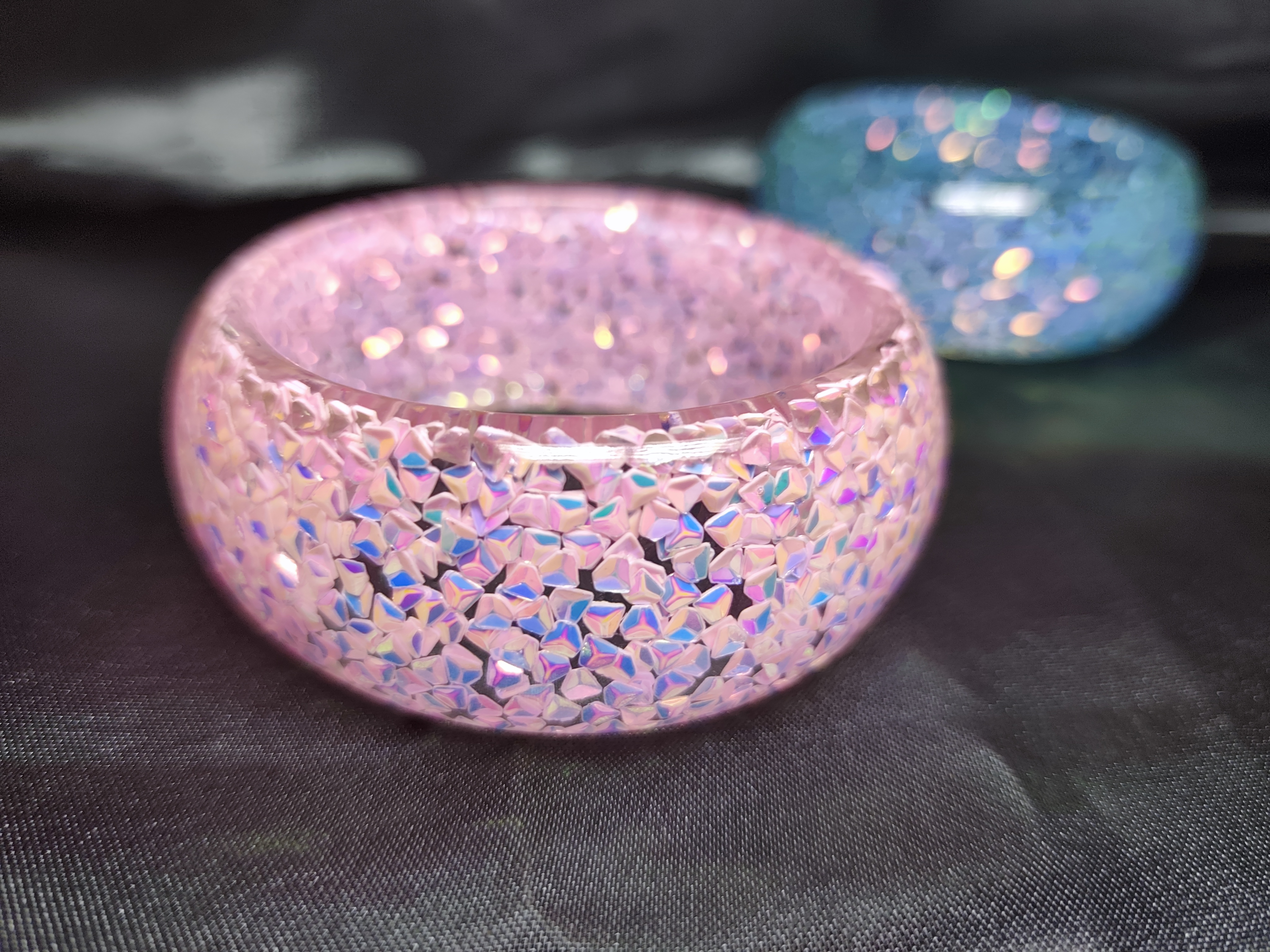 Colorful Marble Resin Bangle Bracelet Set - Chunky Acrylic & Gold Foil Glitter Wide Cuff Jewelry for Women & Girls, Aesthetic Retro Trendy Y2K Statement Wristband Fashion Accessory Gifts