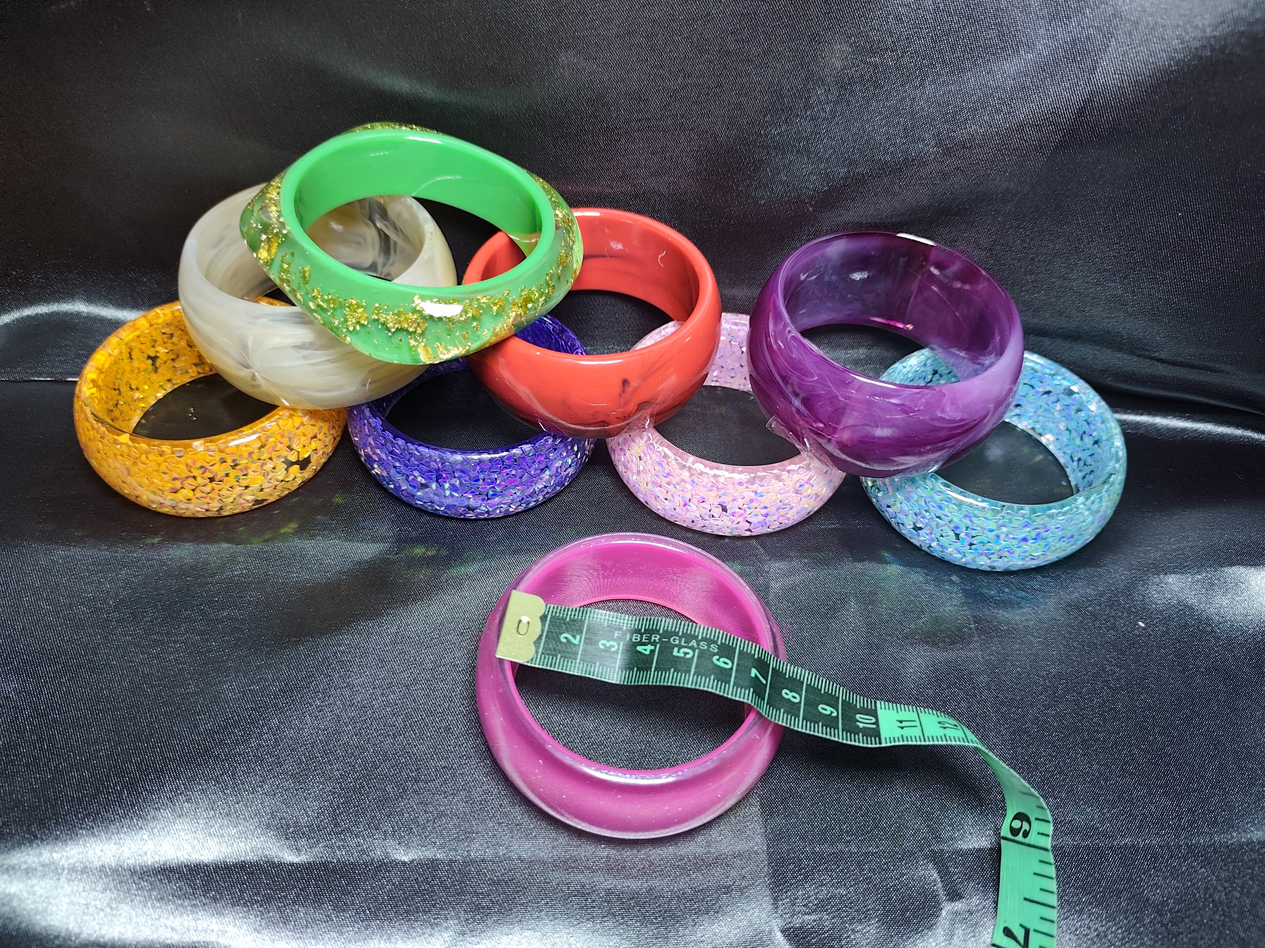 Colorful Marble Resin Bangle Bracelet Set - Chunky Acrylic & Gold Foil Glitter Wide Cuff Jewelry for Women & Girls, Aesthetic Retro Trendy Y2K Statement Wristband Fashion Accessory Gifts