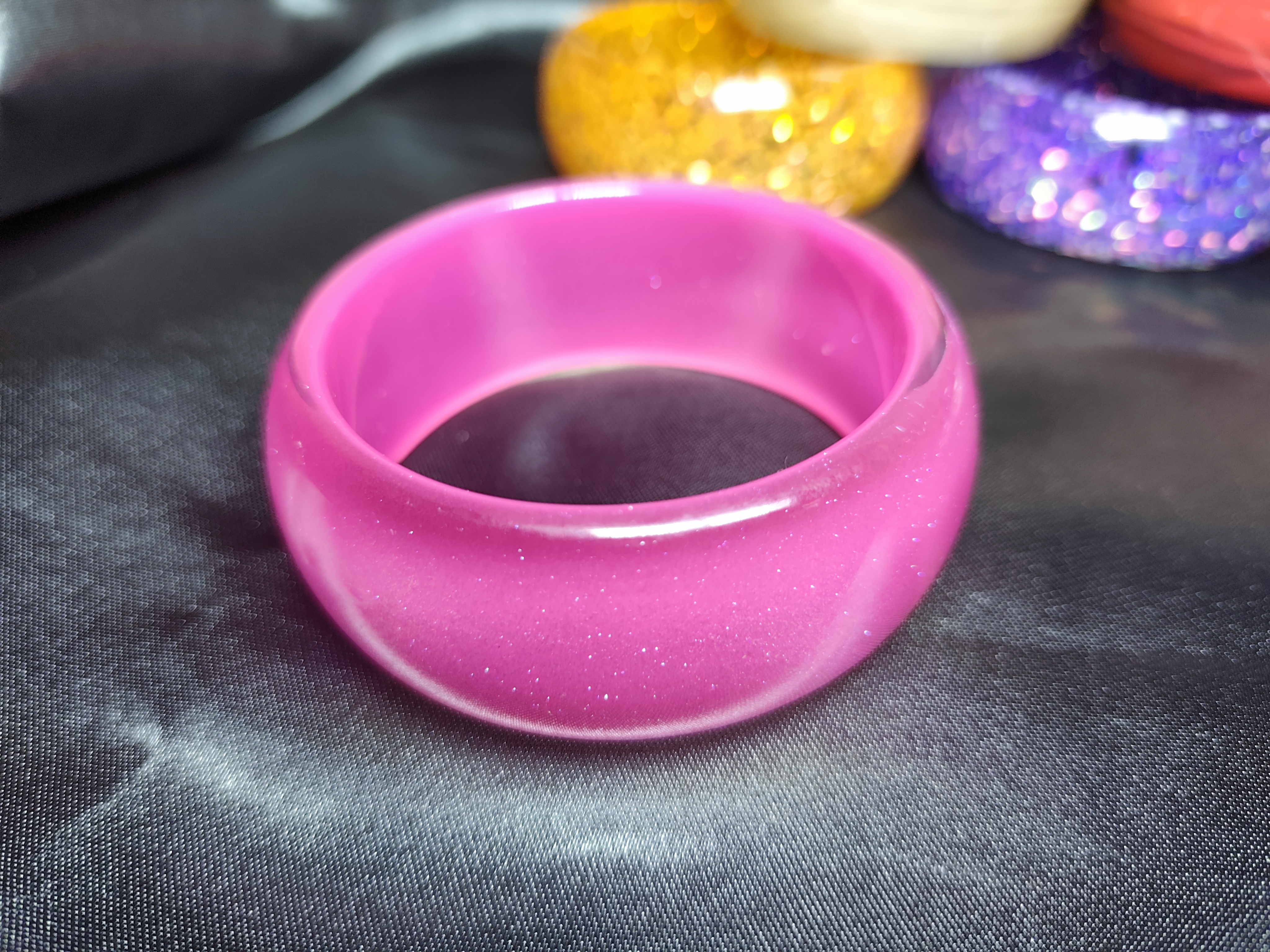 Colorful Marble Resin Bangle Bracelet Set - Chunky Acrylic & Gold Foil Glitter Wide Cuff Jewelry for Women & Girls, Aesthetic Retro Trendy Y2K Statement Wristband Fashion Accessory Gifts