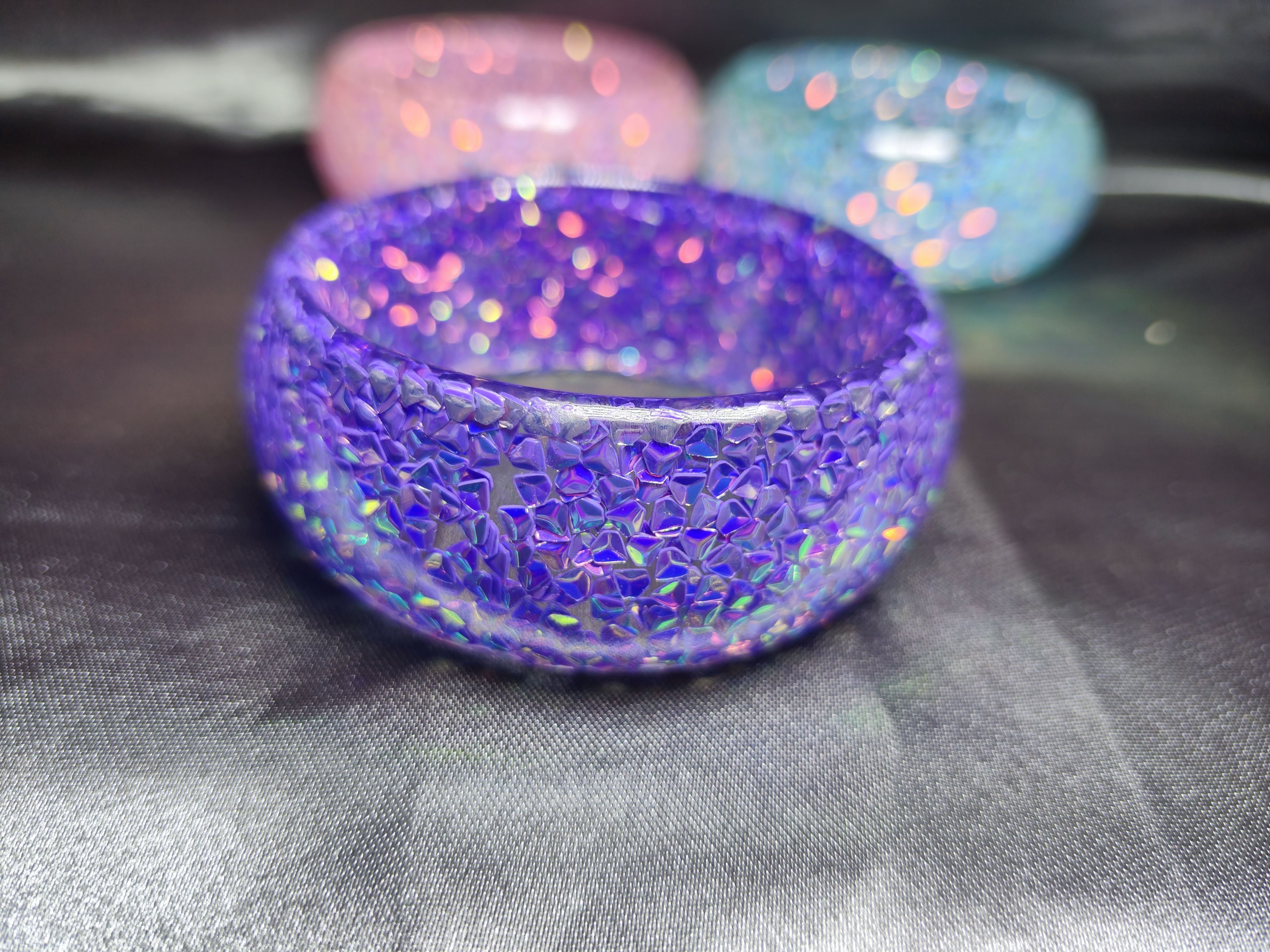 Colorful Marble Resin Bangle Bracelet Set - Chunky Acrylic & Gold Foil Glitter Wide Cuff Jewelry for Women & Girls, Aesthetic Retro Trendy Y2K Statement Wristband Fashion Accessory Gifts