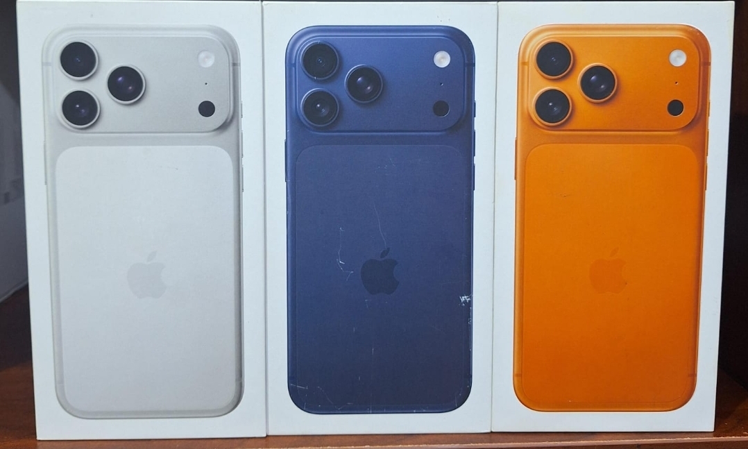 Brand new iPhone 17 Pro Max – Ultimate Power, Pro Camera, Massive Performance. non active