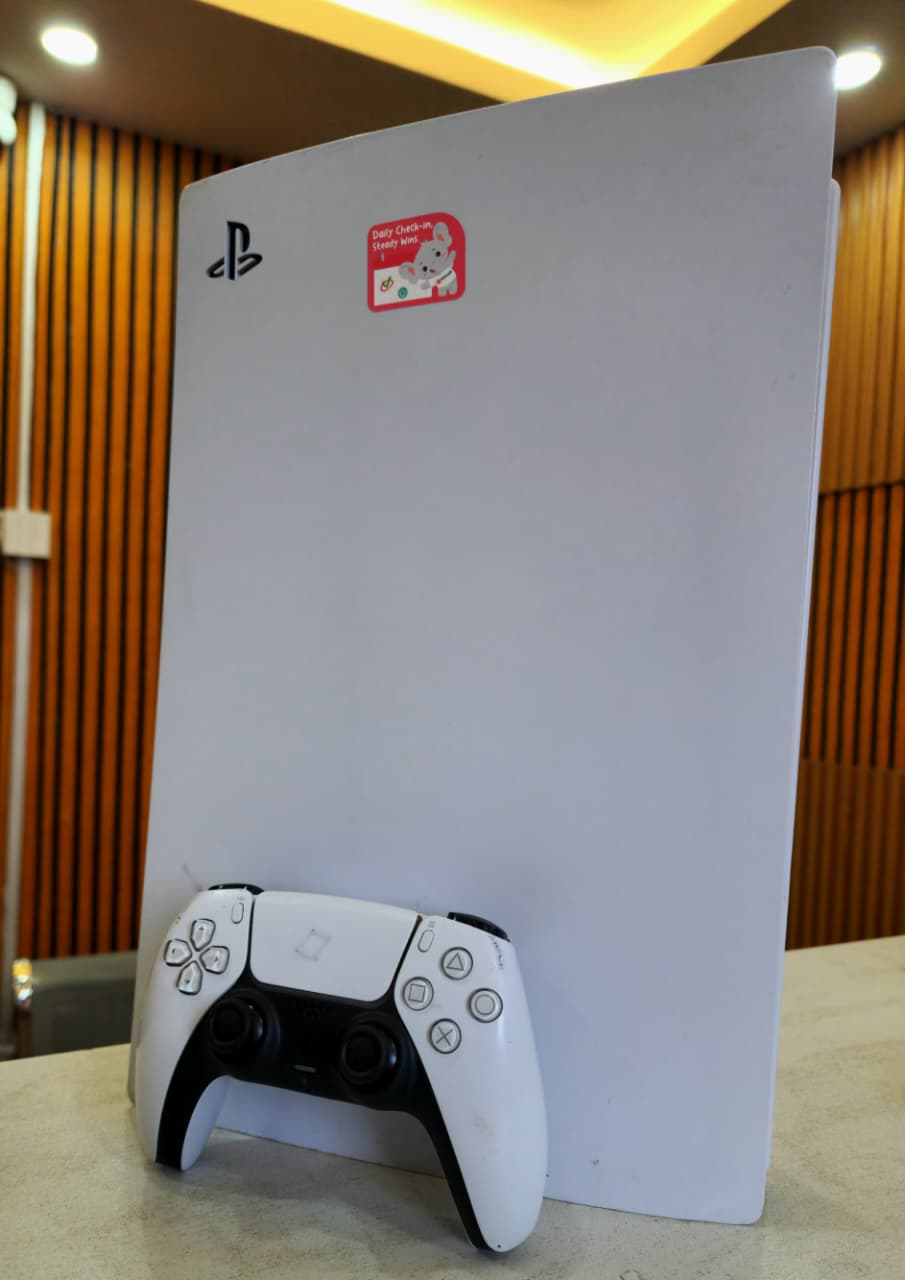 Refurbished PlayStation 5 - PS5 Standard Edition – Real Disc Power, True Next-Gen Gaming Experience