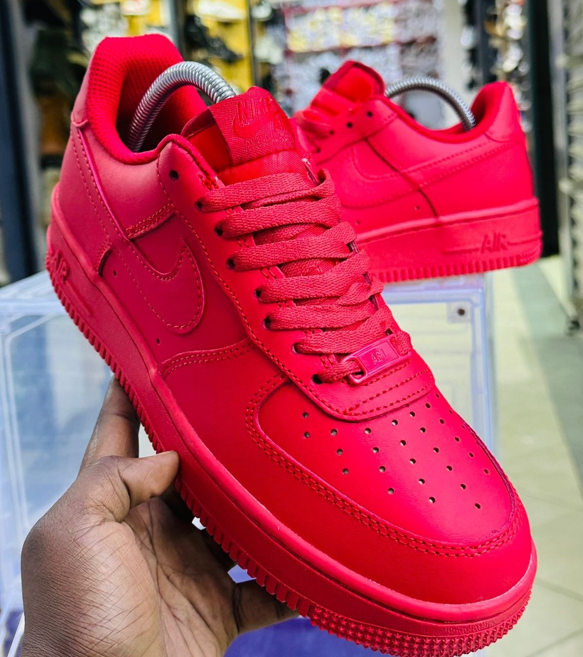 🔥(ON OFFER) 🔥 Customized Air Force 1, Airforce Triple Red Sneakers – Luxury Women’s Fashion Sneakers, Customized Airforce 1 | Trendy Casual Streetwear Shoes | Stylish Designer-Inspired AF1 Trainers