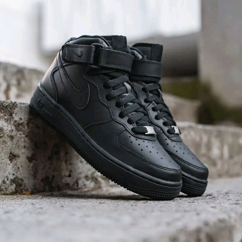 🔥(ON OFFER) 🔥 Customized Air Force 1 hi cut Triple Black Airforce high cut boot |  Ladies Sneakers – Luxury Women’s Fashion Sneakers, Customized Airforce 1 | Trendy Casual Streetwear Shoes | Stylish