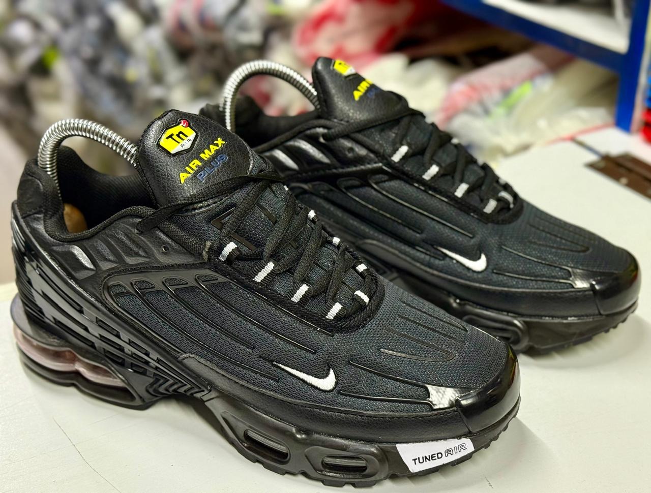 🔥 (on offer) NIKE Air Max Tuned Air Tn Black Edition  – Dynamic Air Comfort Running Sneakers Multi Colour Customized Airmax Dn Plus with a fashionable Classy fit. Best shop for Jordans, Airforce,