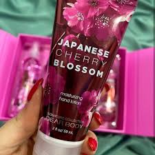 Dear Body Japanese Cherry Blossom Moisturizing Hand Lotion (2 fl oz / 59 mL)