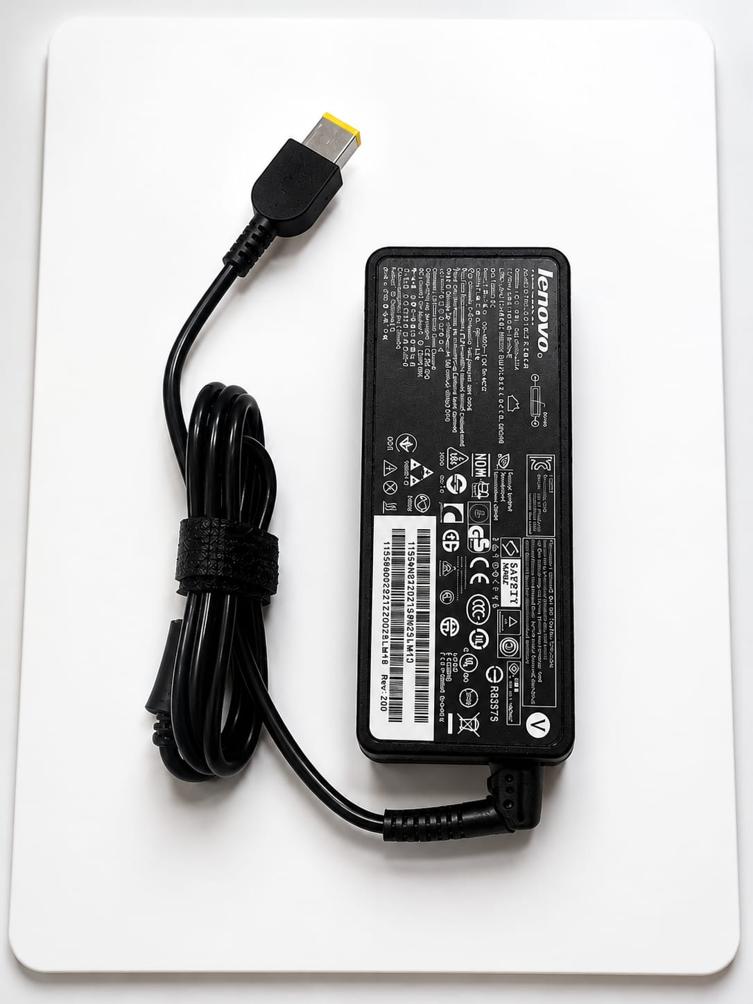 ORIGINAL LENOVO LAPTOP CHARGER COMPLETE WITH POWER CABLE